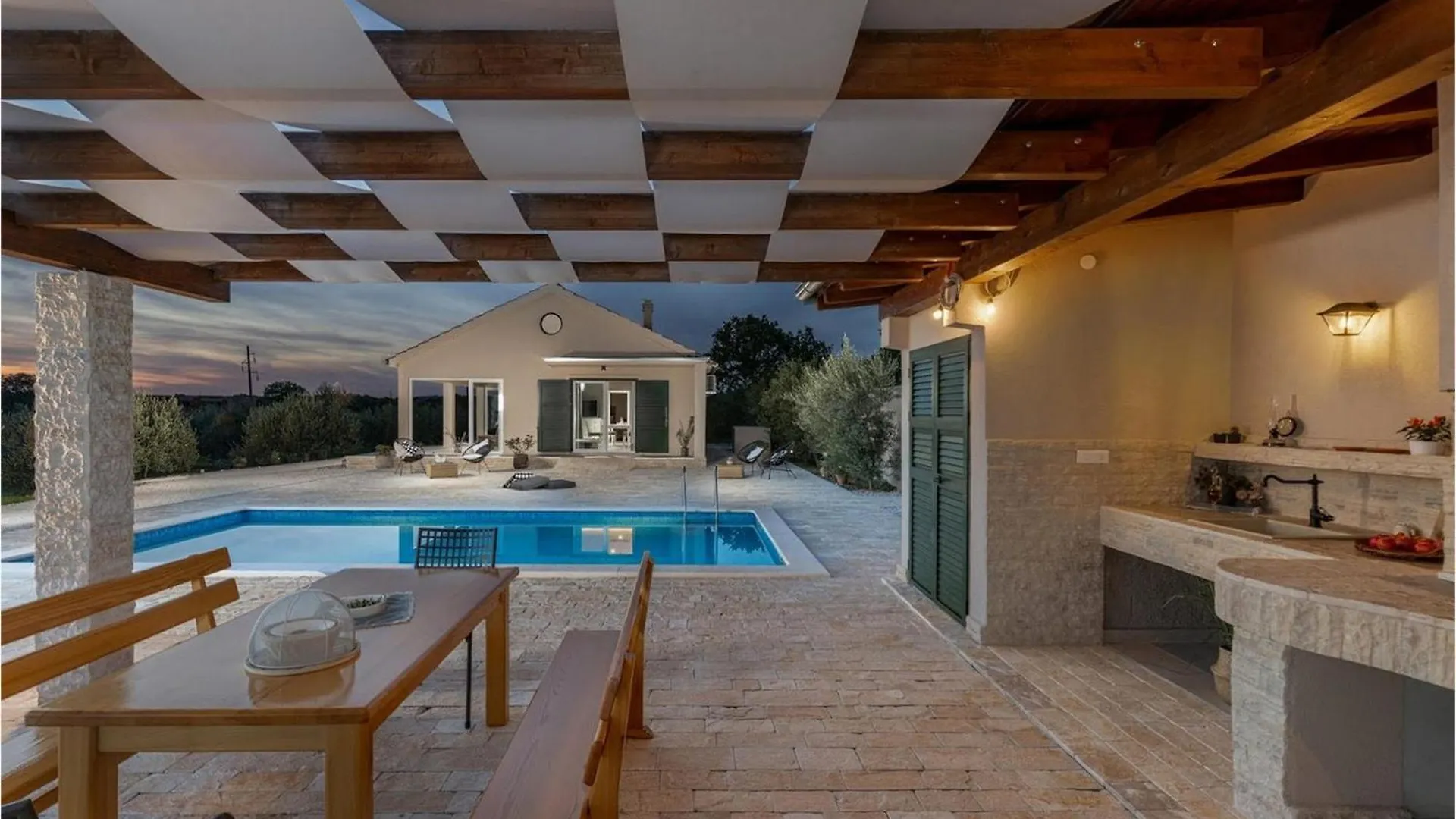 Villa Oliveto Smilcic Holiday home